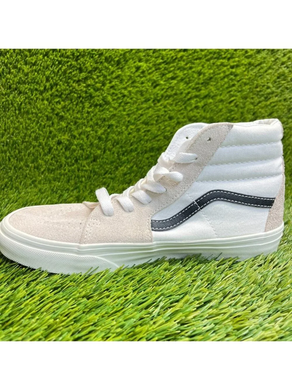 Vans Sk8-Hi Boys Size 5.5Y Beige Cream Athletic Skateboard Shoes Sneakers